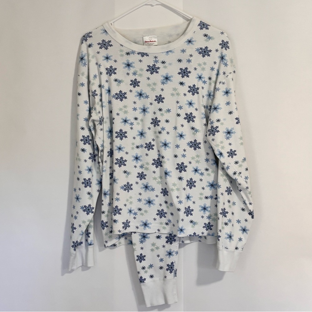 Hanna Andersson Snowflake Print Adult Unisex Pajamas